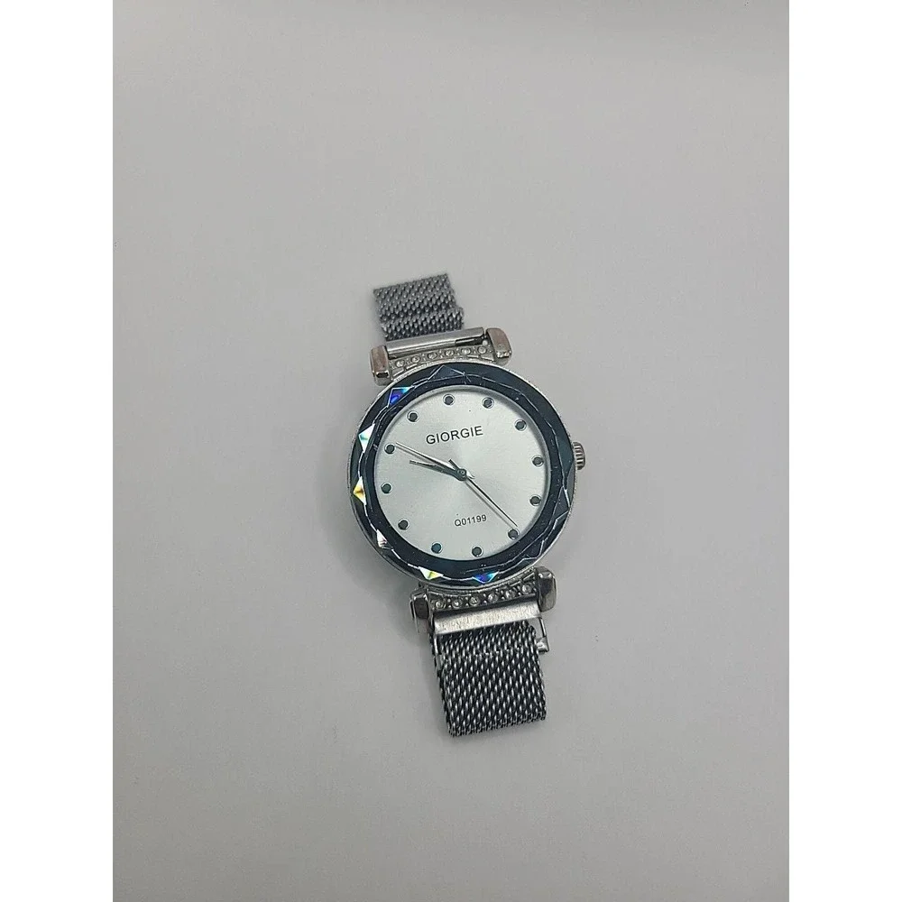 Giorgie Vintage Womens Silver Mesh Strap Bracelet Quartz Watch Minimalist Dial